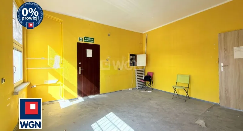 Lokal usługowy na  wynajem Łaziska Górne - Lokal użytkowy 70,53 m2 na wynajem - Łaziska Górne, ul. Staszica 3.
